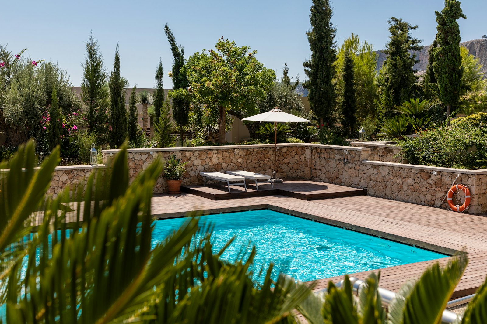 Yosemite Pools Construction — Custom Pool Builder in Fresno